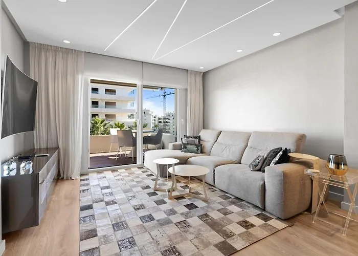 Modern And Stylish In Nueva Andalucia - Rdr462